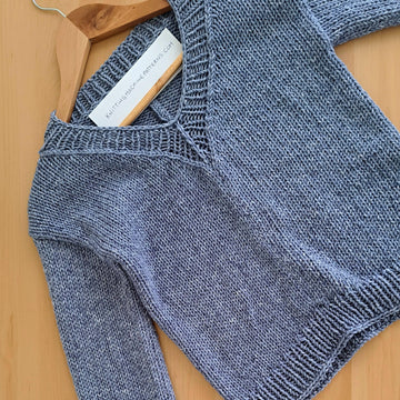 Sentro machine V-neck sweater