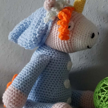 Amigurumi Häkelanleitung schlafendes Einhorn