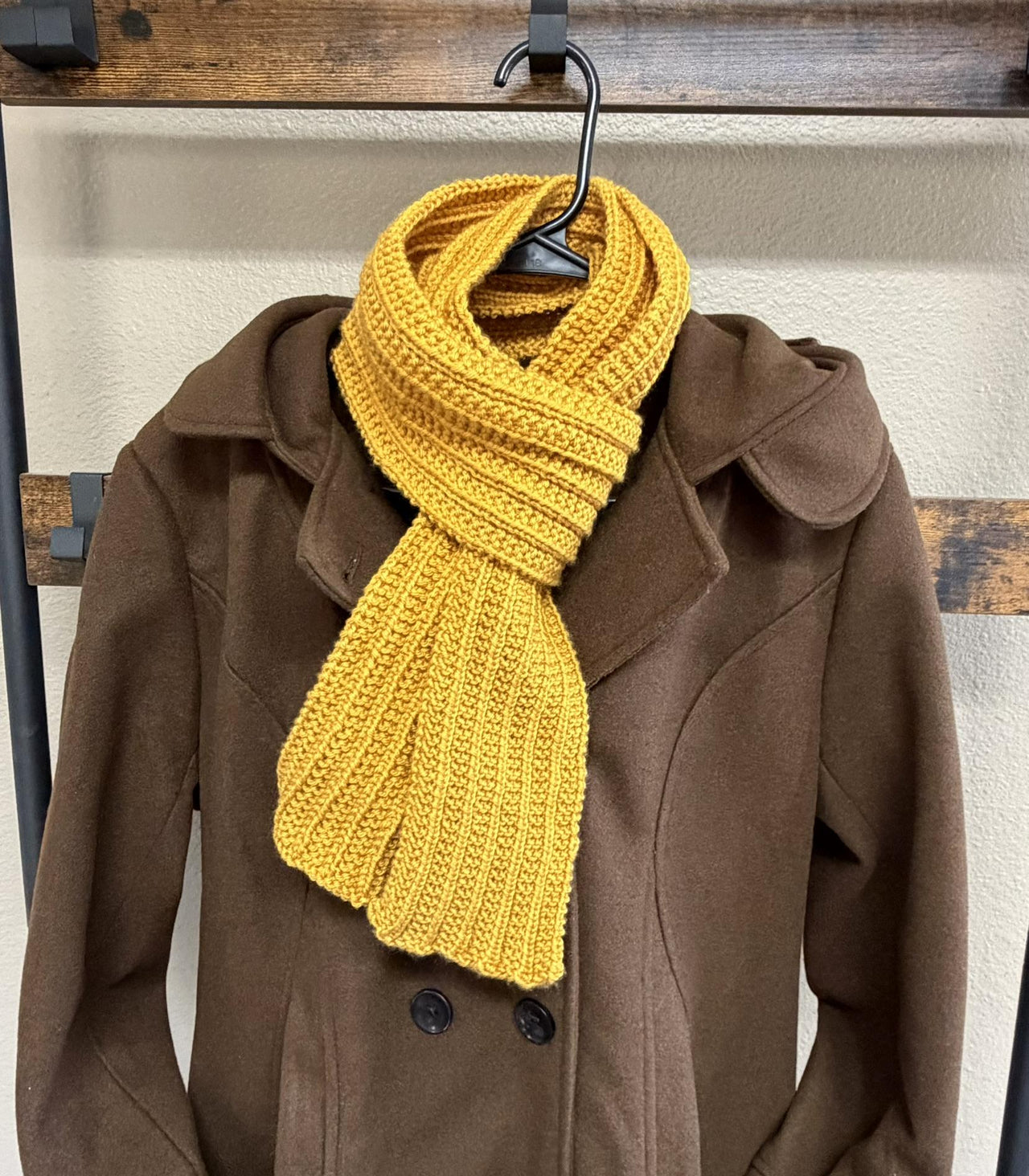 Serenada Scarf -- a loom knit pattern