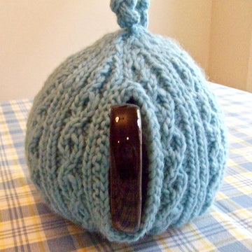 Cable & Rib Tea Cozy