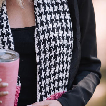 Houndstooth Color POP Scarf