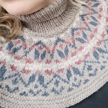 Out and Play Neckwarmer