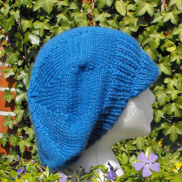 PEAK TAM SLOUCH HAT KNITTING PATTERN