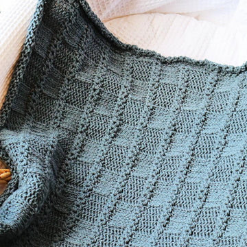 Checkerboard Cable Blanket