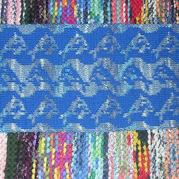 Dolphins in the waves scarf/Delfine in den Wellen Schal