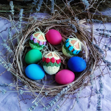 Flower Decor For Easter Eggs