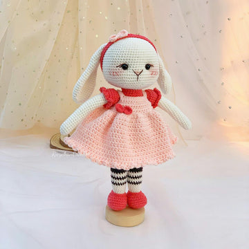Lucie the bunny