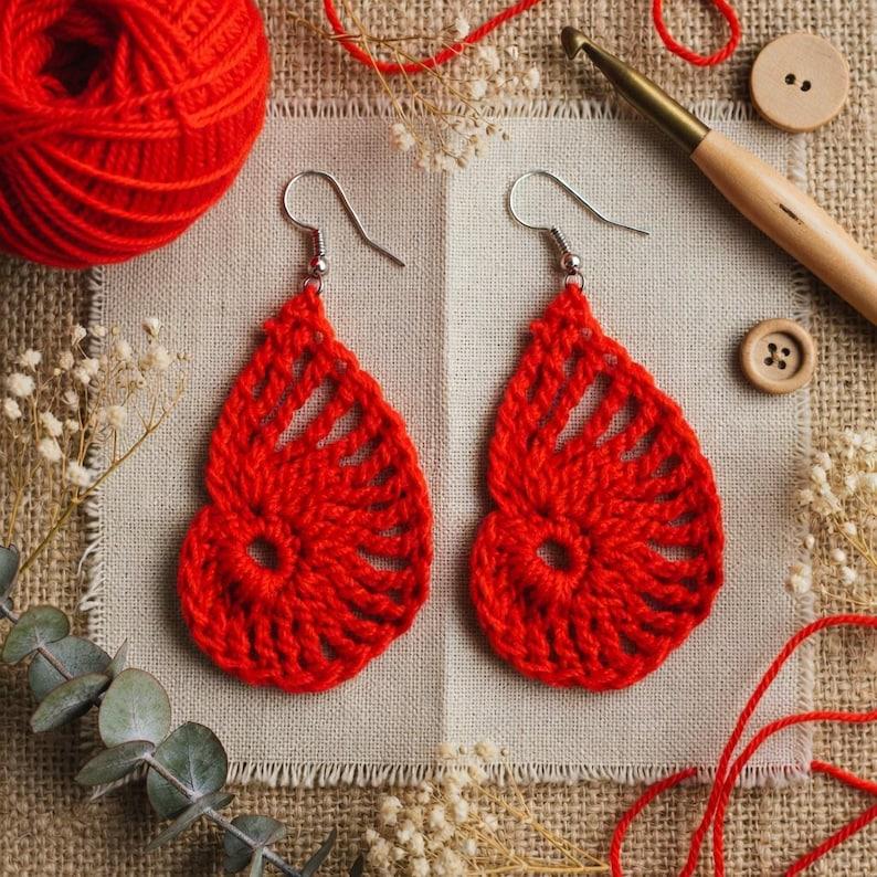 Crochet Orange Earrings + Video Tutorial