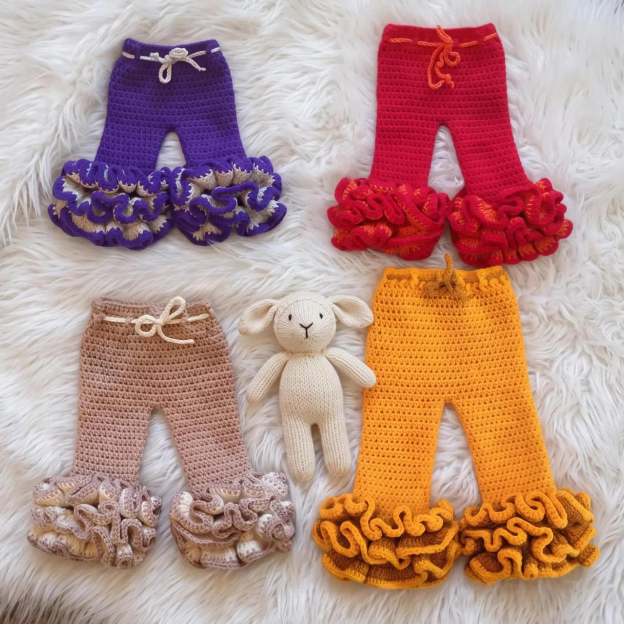 Big Ruffles Baby Pants Crochet Pattern | Easy to Follow | Newborn to 12 Months