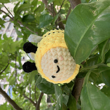 Sweet Baby Bee Plush Crochet Pattern