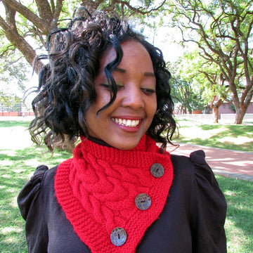 Strawberry Cabled Neckwarmer