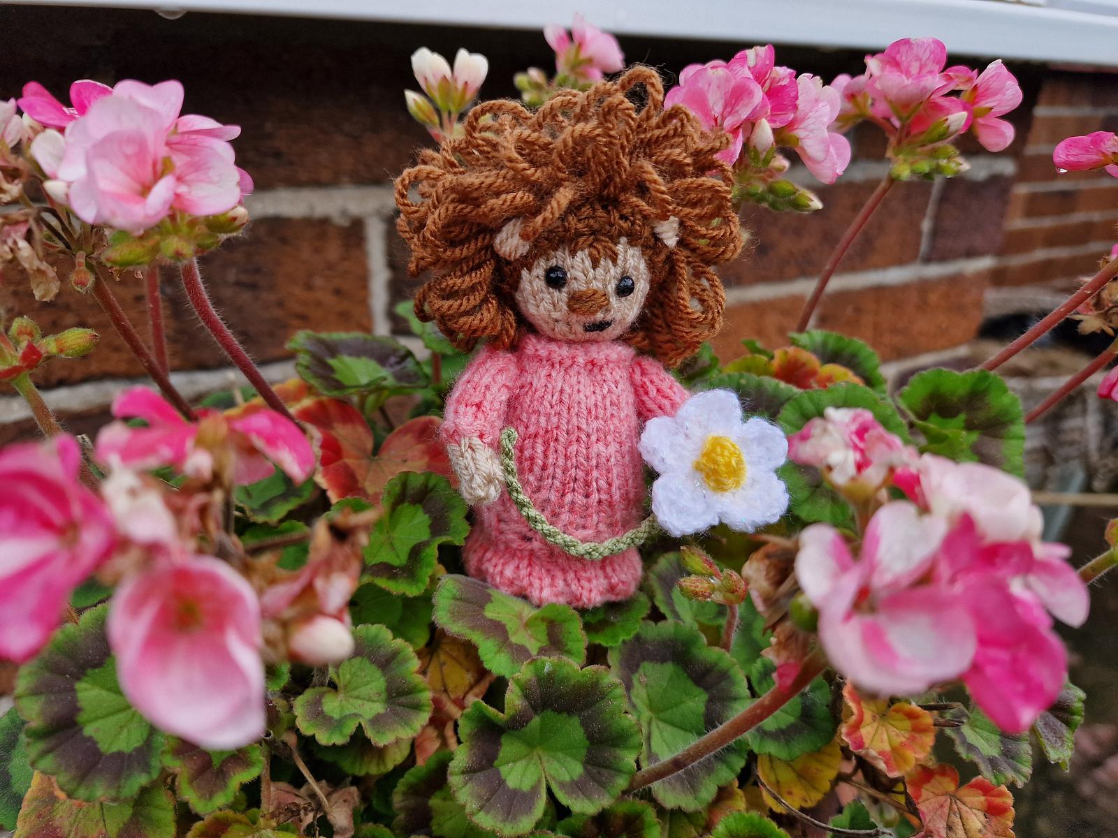 Creme Egg Cosy - Forest Friends