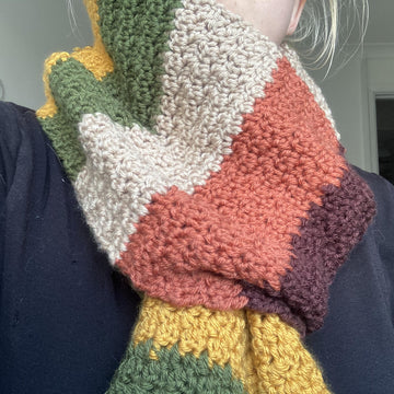 Raya Scarf