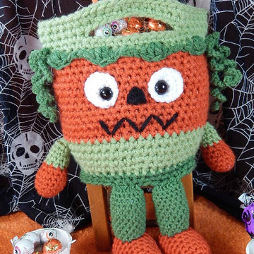 Vampire, Witch and Pumpkin Bucket Head Bags