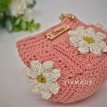 Granny Square Daisy Pouch