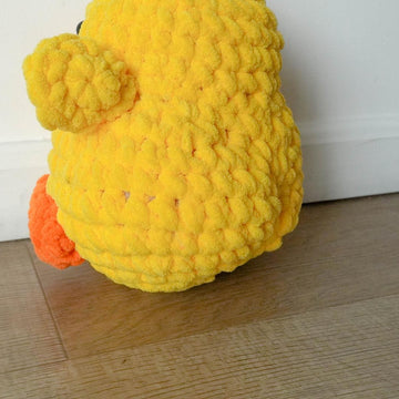 Chubby duck amigurumi