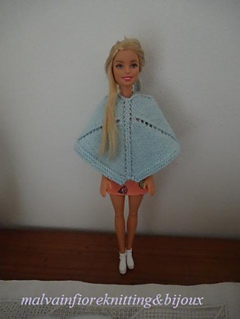 Poncho for Annachiara’s Barbie