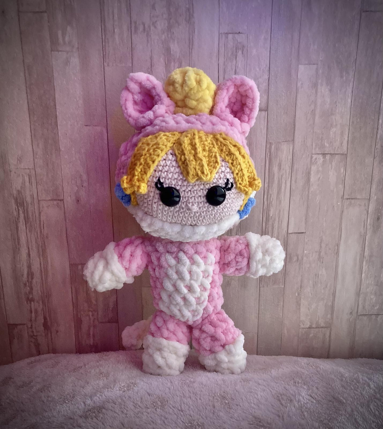Cat Peach Princess Amigurumi