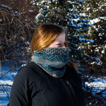 Catch A Wave Cowl