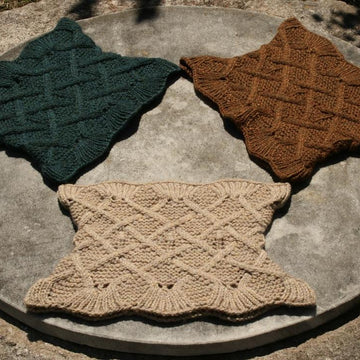 Anglebury Cowl