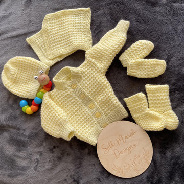 Lark Unisex Baby Set Knitting Pattern 3-18 months approx