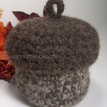 Felted Acorn Basket 4040