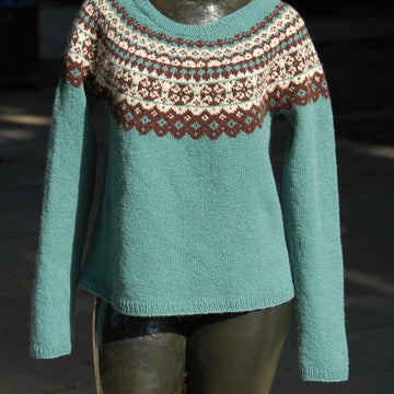 Blue Citrus pullover