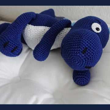 Crochet pattern dino Valentin Blue!