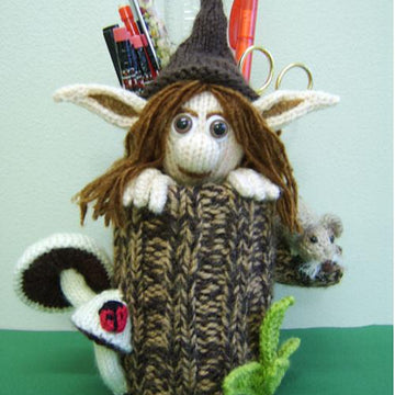 Peek - a - boo - elf