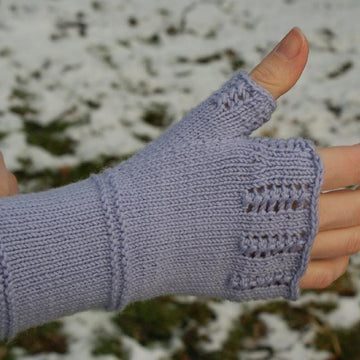 Lace Lavender Mitts