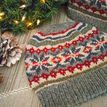 Christmas Hat & Cowl Set