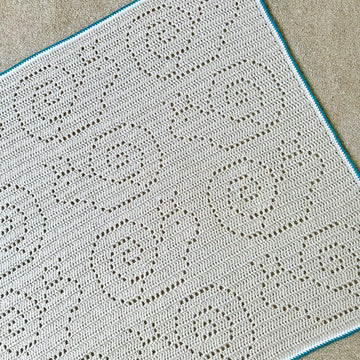 Shelby The Snail Blanket