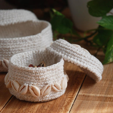 Crochet Cowrie Box