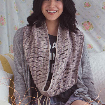 Kostbar Cowl