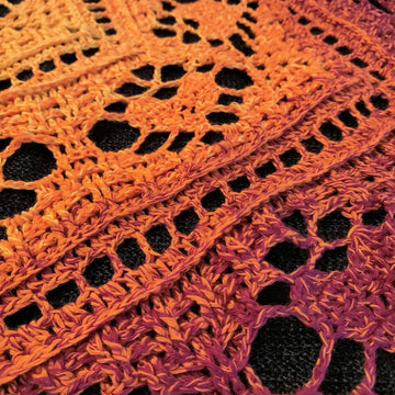 Triangular Scarf "Chrysis"