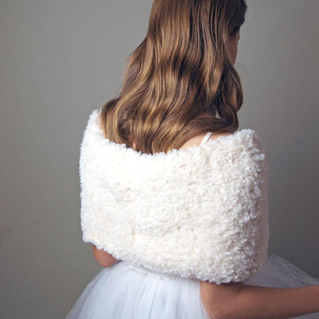 Fur loop for brides