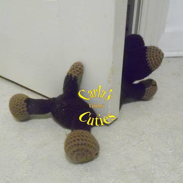 Doggie Door Prop A Crochet Pattern