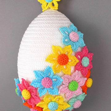 Easter egg door decor with flowers