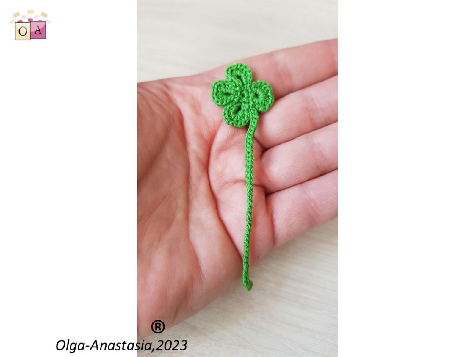 Crocheted shamrock 5