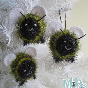 Christmas Bee Ornament