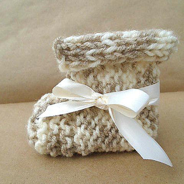 857- Beginner Baby Booties