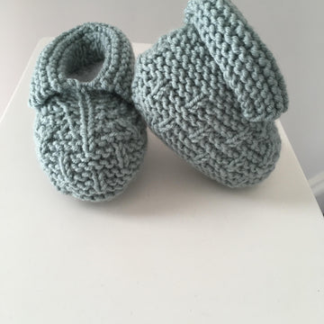 Winston Baby Hat and Booties BJ48