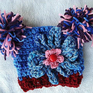 444, BABY DIAPER COVER AND HAT SET