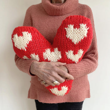 Sweet Heart Chunky Cushion Knitting Pattern