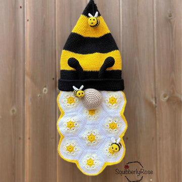 Bee Gnome Wreath