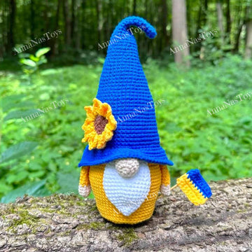 Patriotic gnome of Ukraine