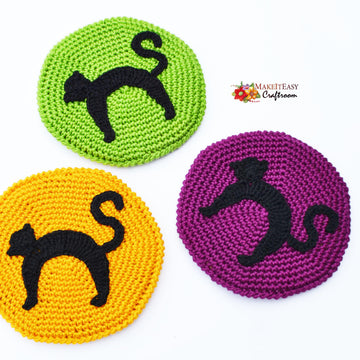 Crochet round coaster. Black cat coaster. Halloween decor. Scaredy cat