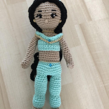 Jasmin amigurumi doll