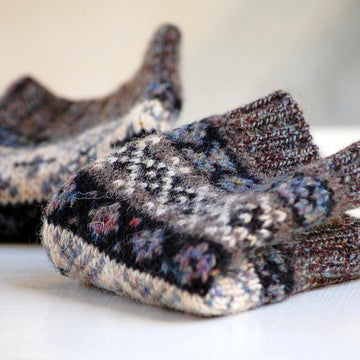 X & O Mitts