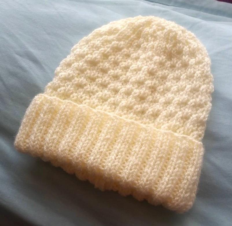 A Hat on Straight Needles: Seersucker